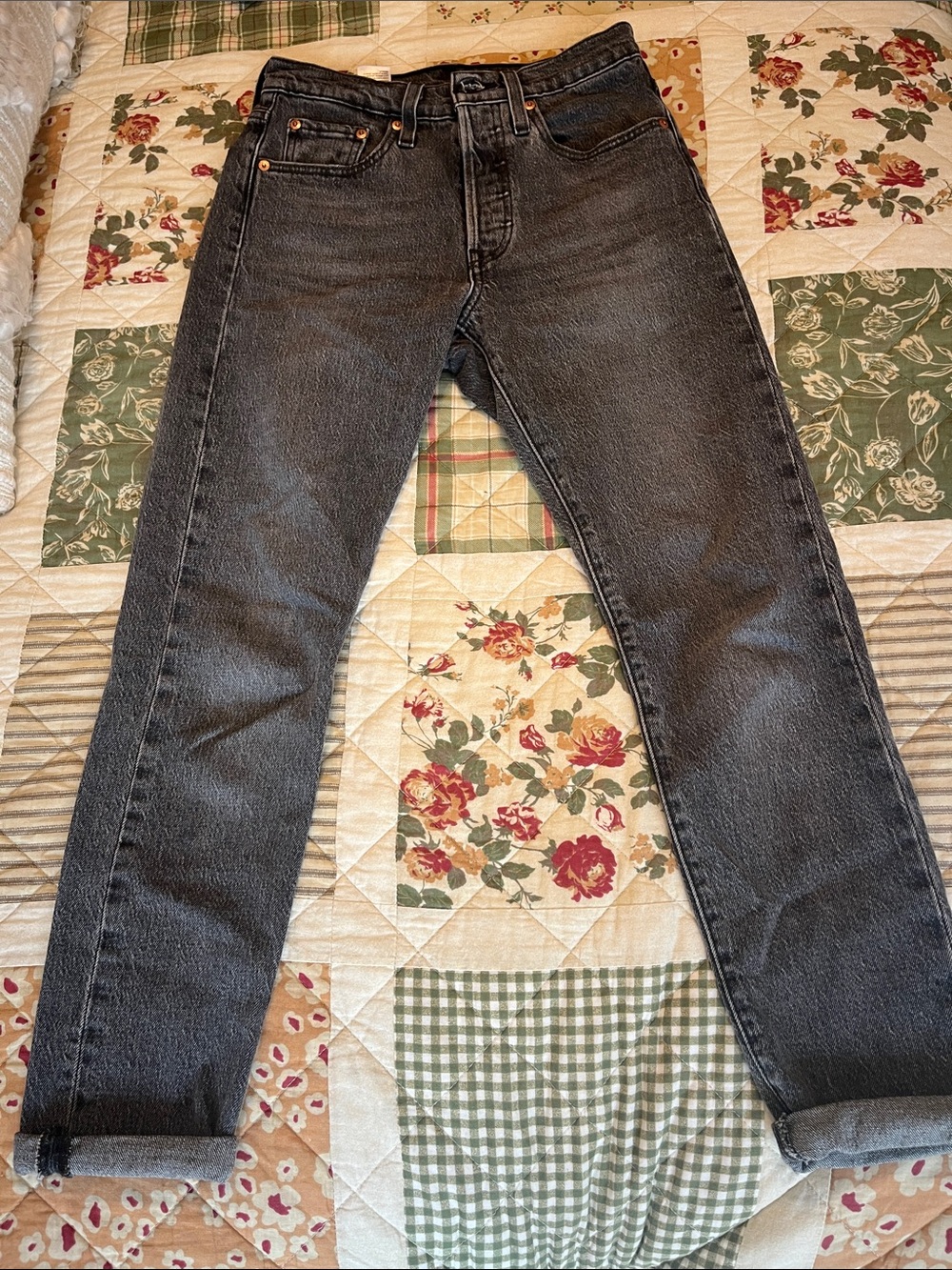 Women’s 501 gray Washed Straight-Leg Jeans W24 L28